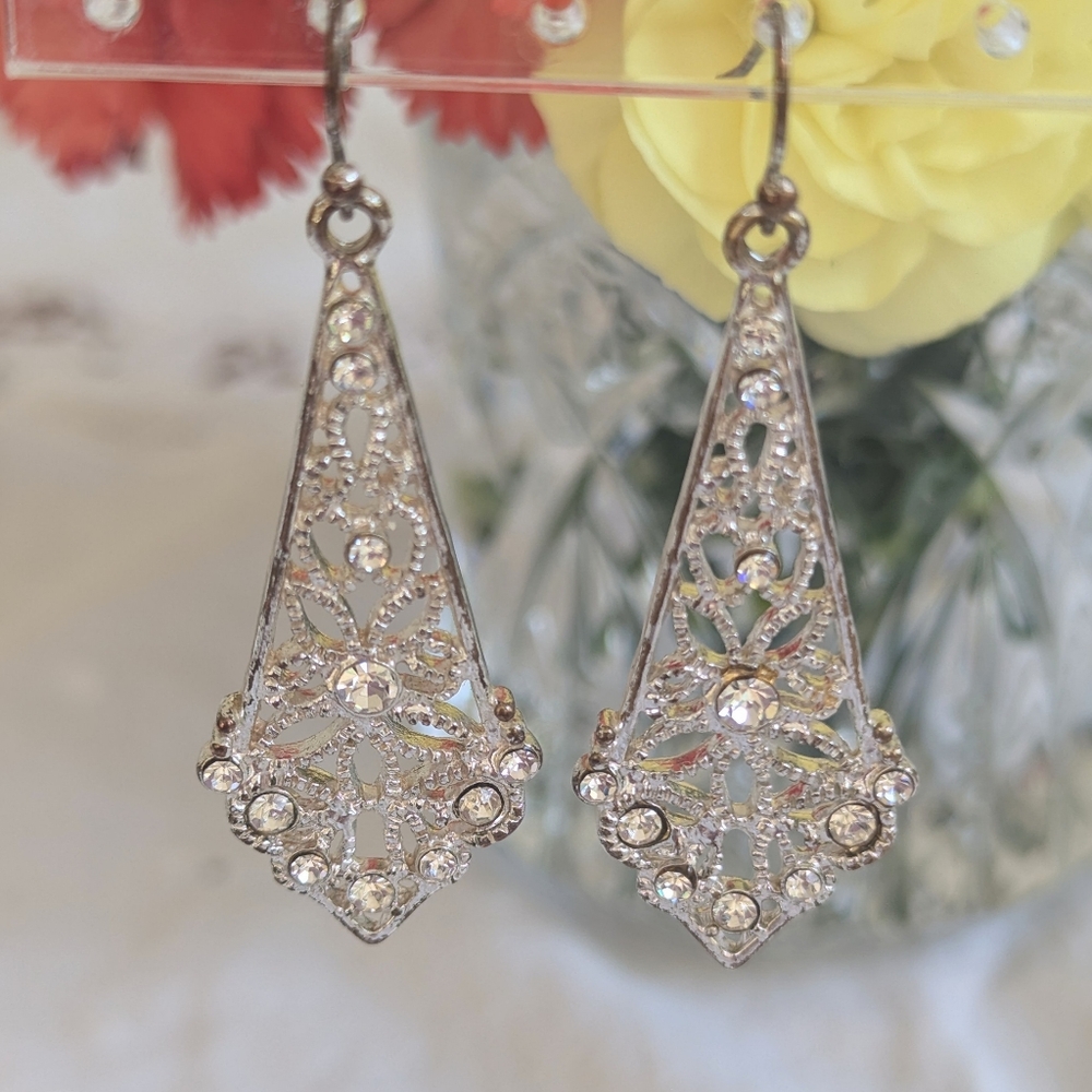 Crystal and Filigree Kite Shaped Fish Hook Lightweight Special Occasion Earrings